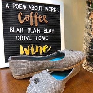 Blowfish Malibu Grey Flats, NWT Women Sz 10